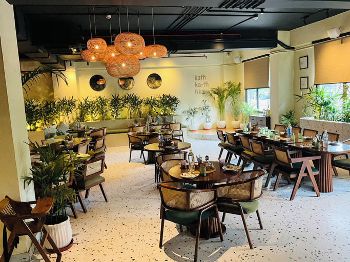 Food & Drinks 4, Hotel Galaxy, Kaushambi