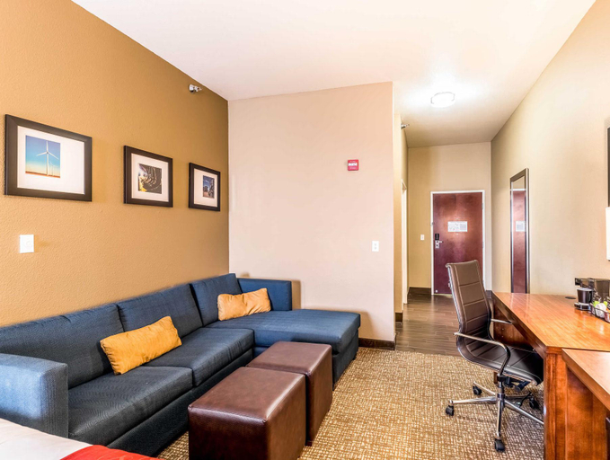 Public Area 2, Hawthorn Extended Stay by Wyndham Amarillo, Randall
