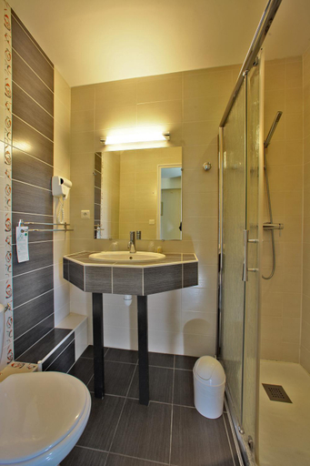 Others 5, Hotel Le Madrigal, Dordogne