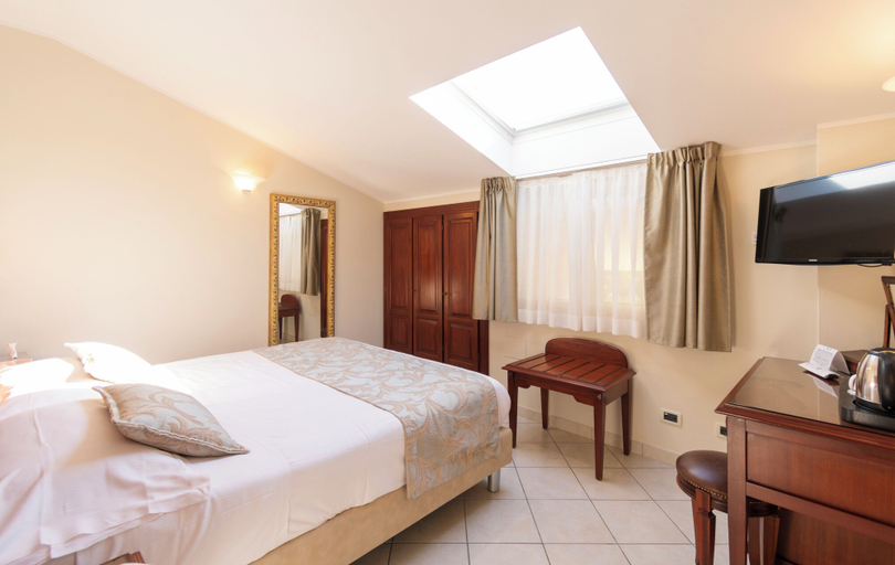 Bedroom 4, Hotel Villa Tiziana, Massa Carrara