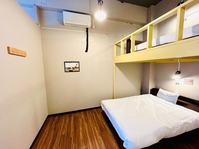 Bedroom 3, Hinode Kagurazakaekimae Hotel, Shinjuku