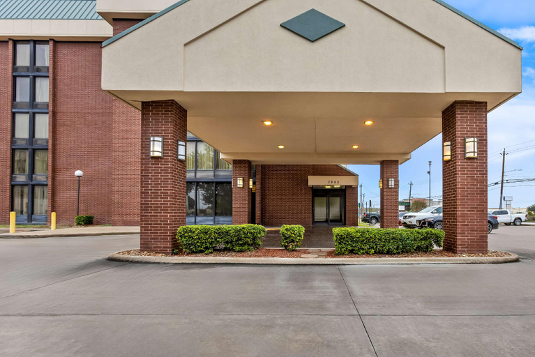 Exterior & Views 1, Sonesta Essential Houston Hobby Airport, Houston