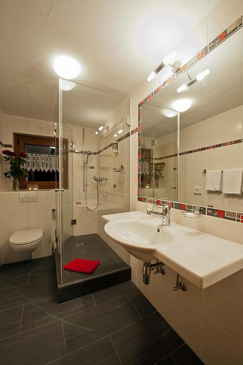 Bathroom, La Vallée Hotel & Spa, Entremont