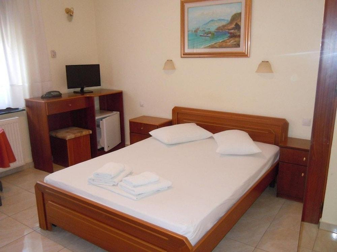 Bedroom, Tropicana, Central Macedonia
