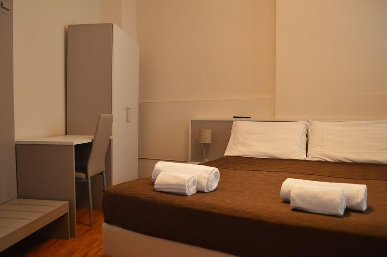 Bedroom 2, Hotel Arena, Verona