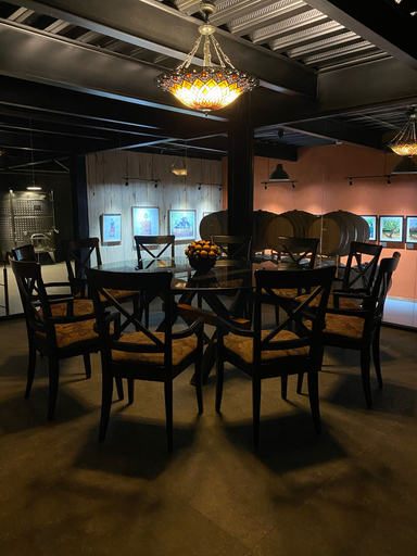 Food & Drinks 2, Vinya Abril, Ensenada