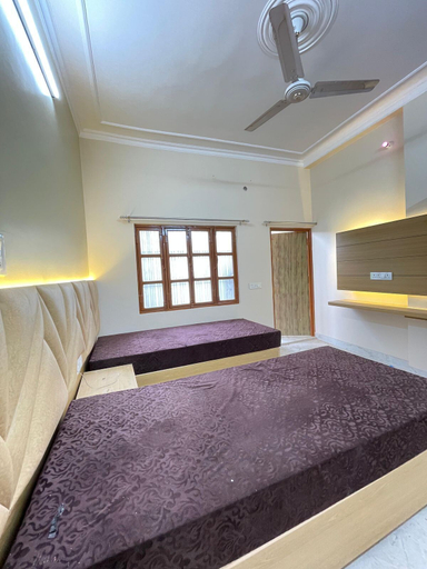 Bedroom 4, Host varanasi, Varanasi