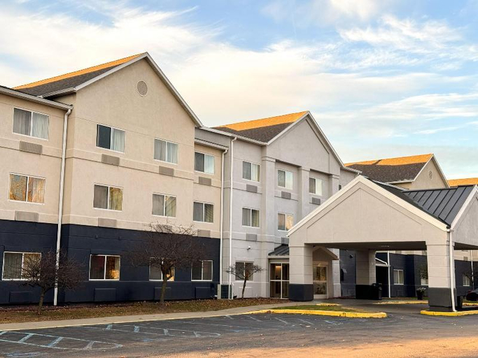 Exterior & Views, Hotel Luna, Albany