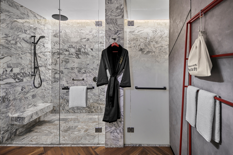 Bathroom 3