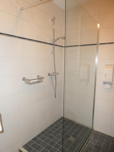 Bathroom 2, Strandhotel de Horn, Zijpe