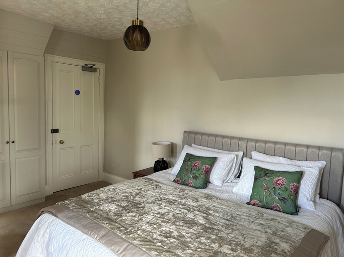 Bedroom 2, Glen Lyon Lodge Bed & Breakfast, Highland