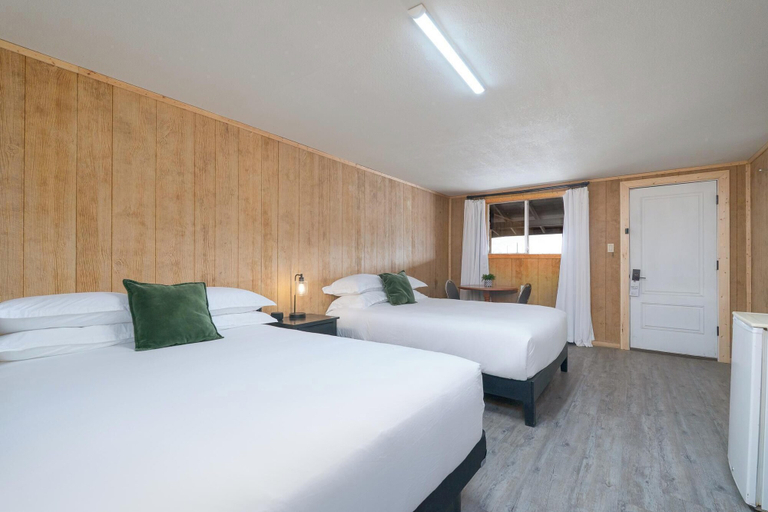 Bedroom 3, Hereford Motel, Shackelford