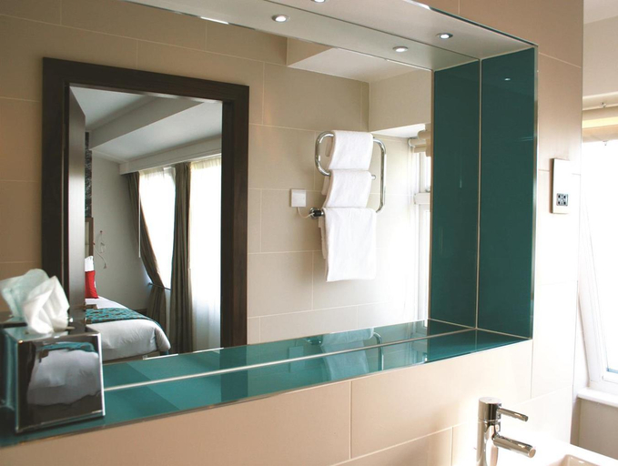 Bathroom 3, The Nine Hotel, London