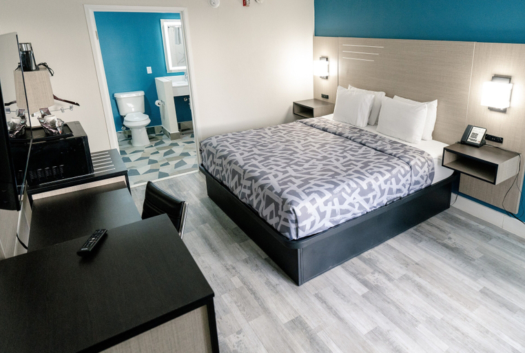 Bedroom 5, Serenity Stay, Hamilton