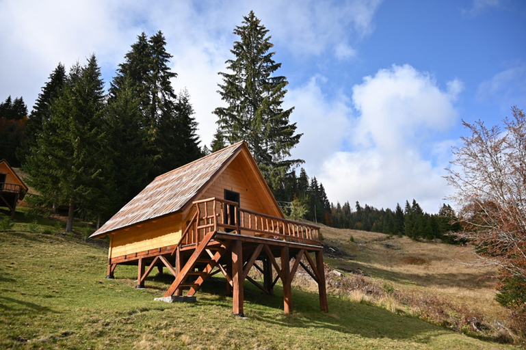 Exterior & Views 2, Eko Katun Jelovica