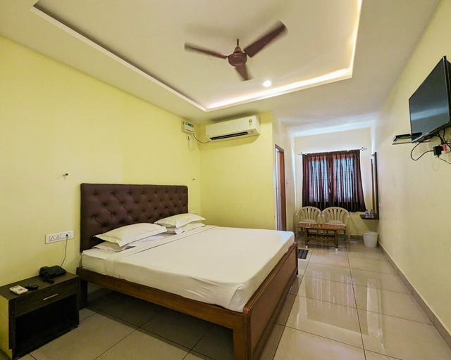 Bedroom 12