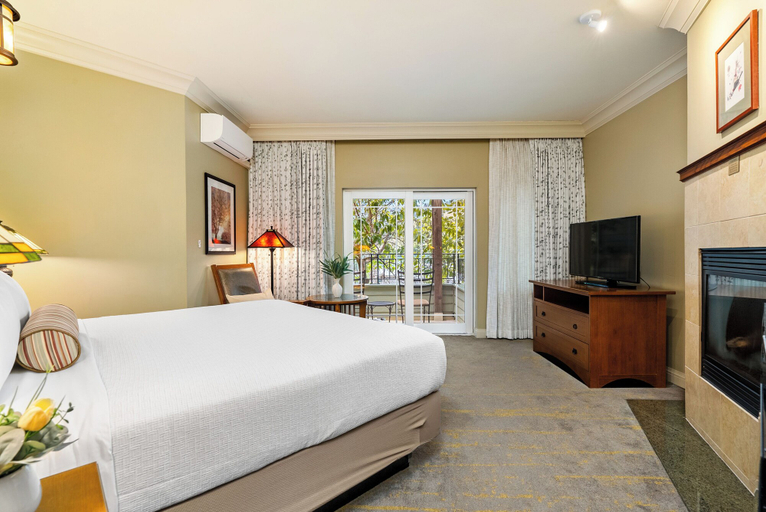 Bedroom 3, Avila Village Inn, San Luis Obispo