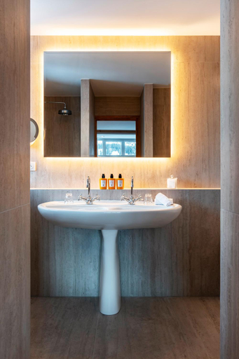Bathroom 5, Alpes Hotel du Pralong, Savoie
