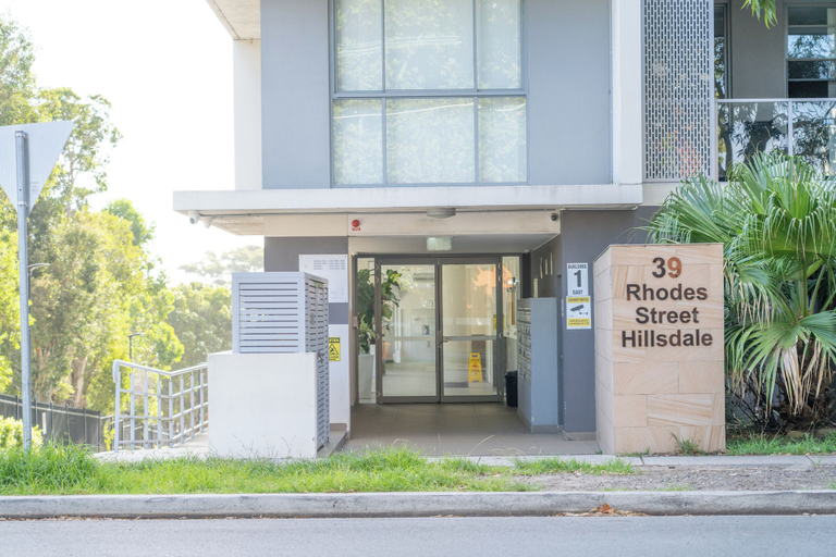 Exterior & Views, Kozyguru | Hillsdale | 3 Bedroom Apt, Sydney