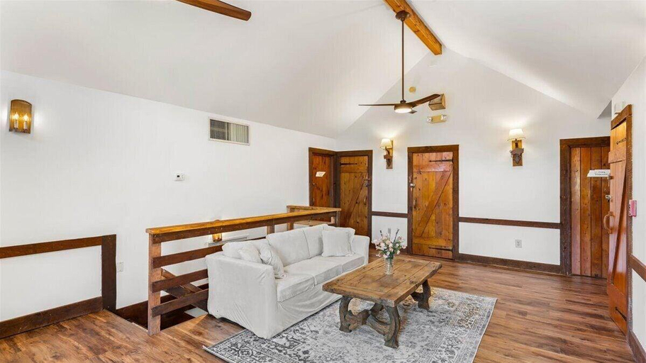 Public Area 3, Laurel Valley Mountain Retreat, Blount