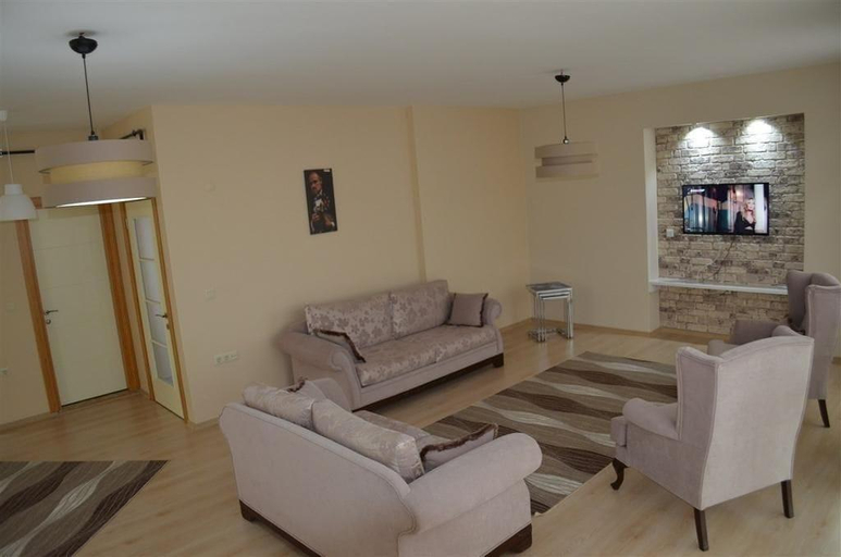 Bedroom 4, 216 Hill, Pendik
