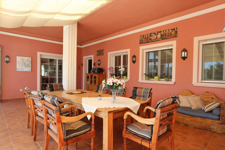 Room 3, Mozamb in J vea With 4 Bedrooms and 3 Bathrooms, Alicante