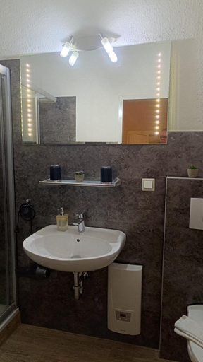 Bathroom 1, Hotel Villa Alice, Harz