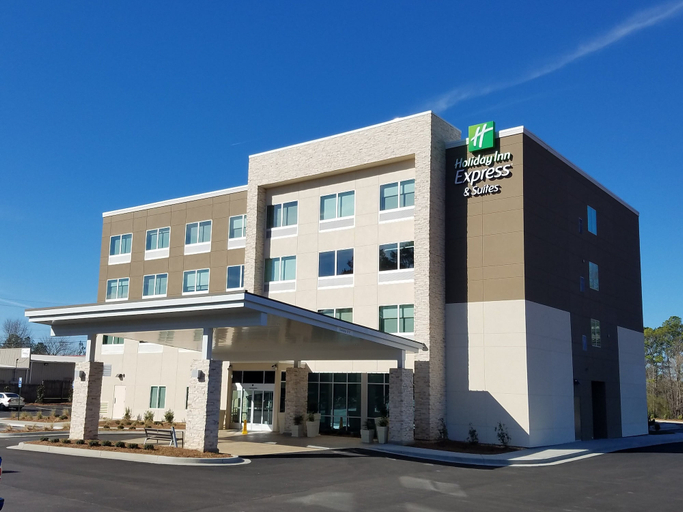Exterior & Views 2, Holiday Inn Express & Suites CARROLLTON WEST by IHG, Carroll