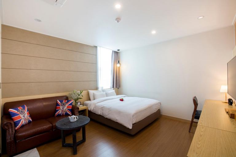 Bedroom 6