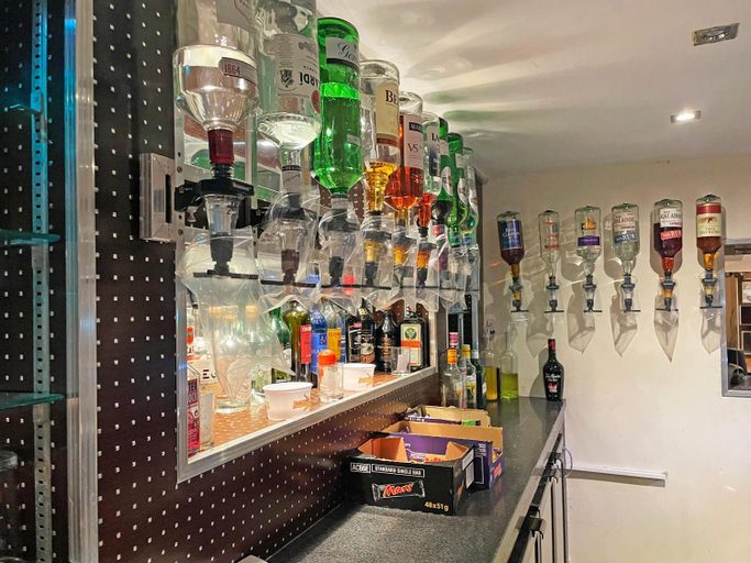 Food & Drinks 5, The President Hotel, Blackpool