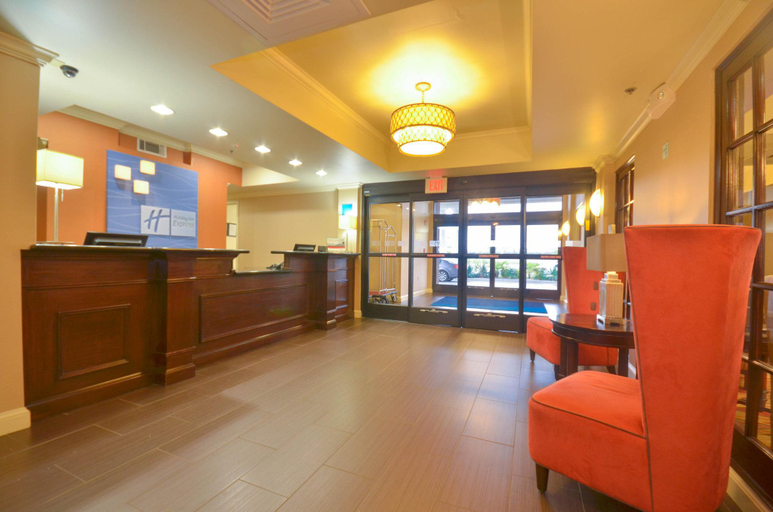 Public Area, Holiday Inn Express Pine Bluff - Pines Mall Hotel By IHG, Jefferson