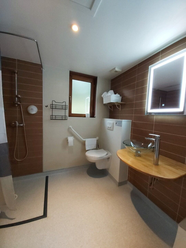 Bathroom 2, Le Hameau du Comté de Foix, Ariège
