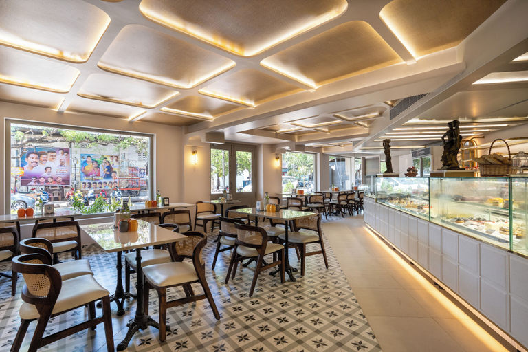 Food & Drinks 5, La Moon Puducherry, Puducherry