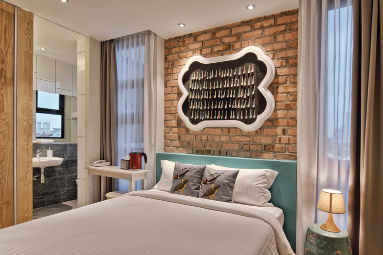Bedroom 9
