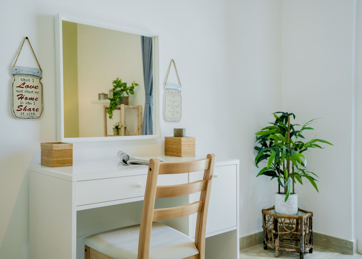 Room 5, Modern Yas Island Escape w Peaceful Canal Views, Yas Island