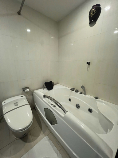 Bathroom 4, Orient Hotel Da Nang, Da Nang