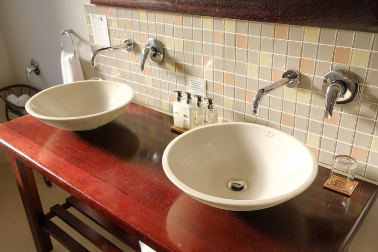 Bathroom 4, Constantia White Lodge Guest House, City of Cape Town