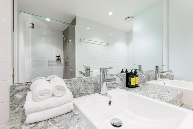 Bathroom 5, Coconut Grove Apartments Port Douglas, Douglas