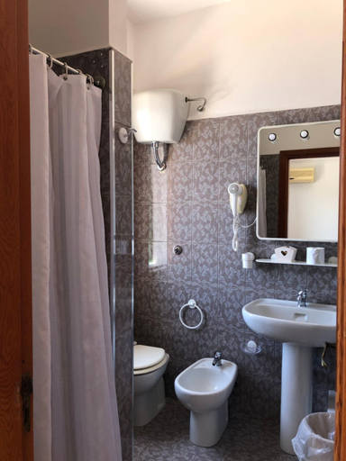 Bathroom 3, Hotel Ariston, Palermo