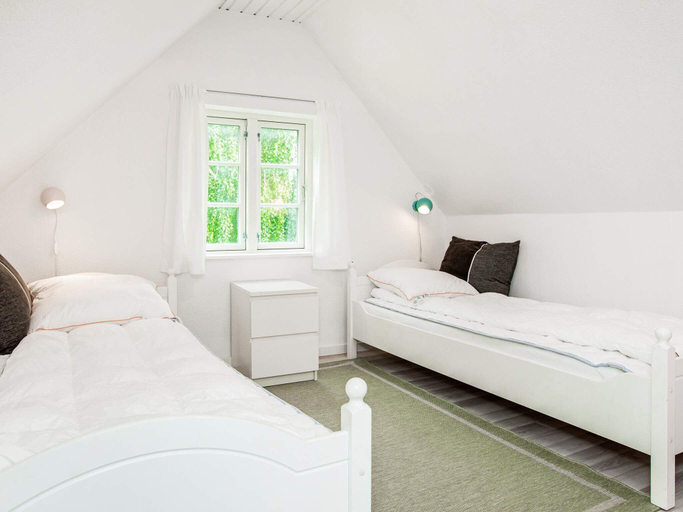 Bedroom 2, Idyllic Thatched Cottage Retreat-By Traum, Guldborgsund