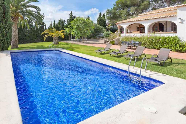Room 2, Villa Yuca in La Mandarina, Alicante