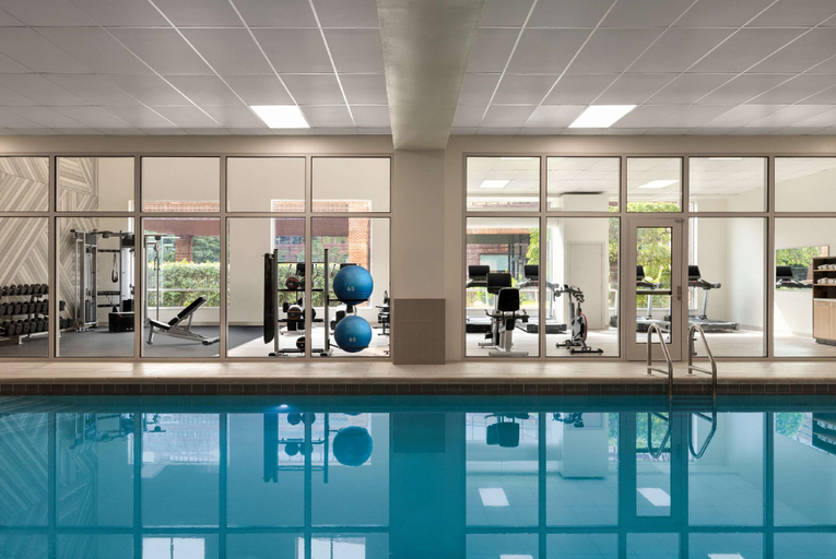Sport & Beauty 2, DoubleTree by Hilton New York LaGuardia Airport, New York