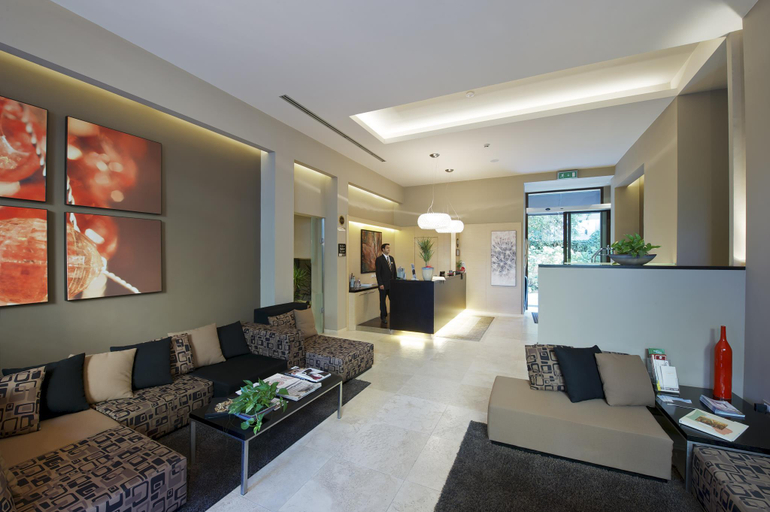 Public Area, UNA HOTELS Villa dei Platani Foligno , Perugia