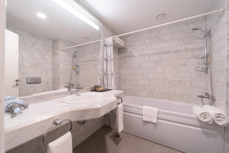 Bathroom 5, Hotel Karia Princess, Bodrum