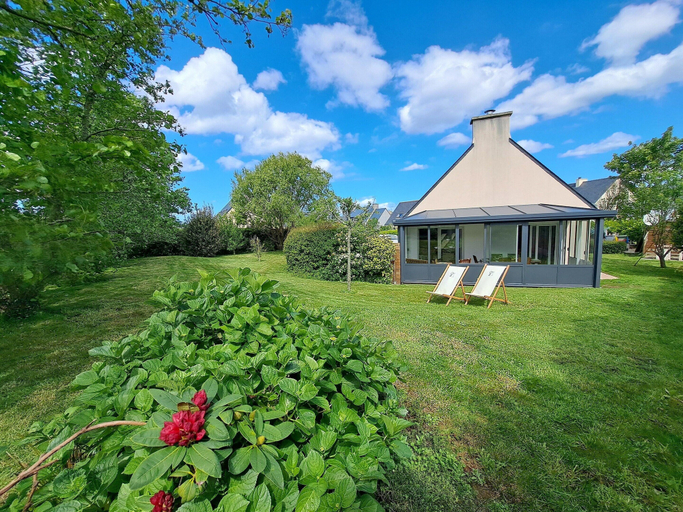 Exterior 4, Holiday Home in Plouarzel Near Sandy Beach, Finistère