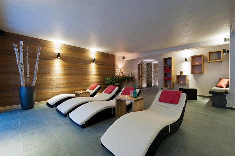 Bedroom 3, La Vallée Hotel & Spa, Entremont