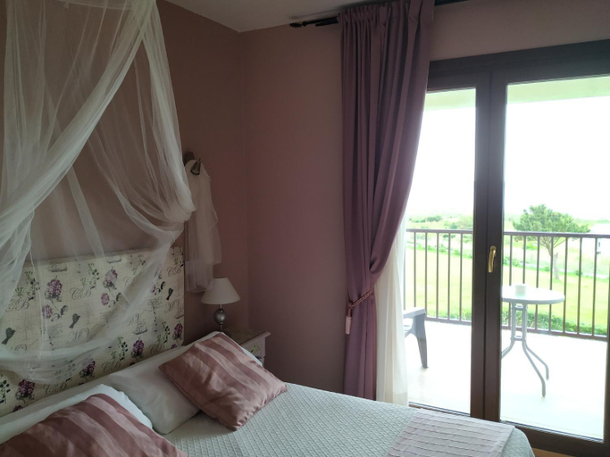 Bedroom 4, El Ribero de Langre, Cantabria