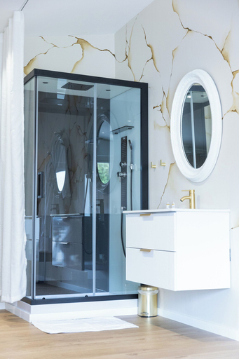 Bathroom, Hacienda d'Amore, Haute-Corse