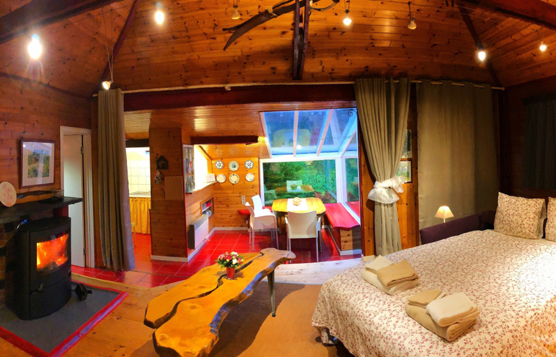 Bedroom 3, Vintage Chalet in Sougné-Remouchamps near Forest, Liège