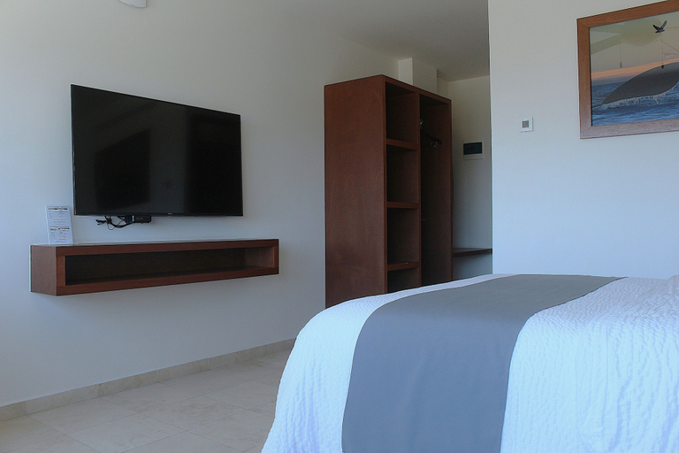 Bedroom 2, Sol de Cabo Hotel, La Paz